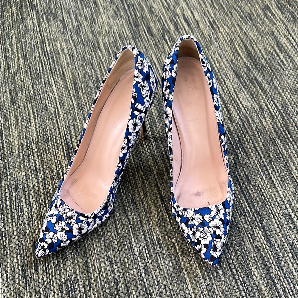 J. Crew Blue White Floral Heels Size 8.5 Made in Italy Old Money Preppy Coastal